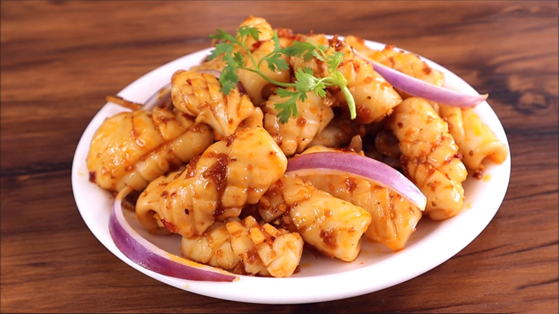 Mực xào sate