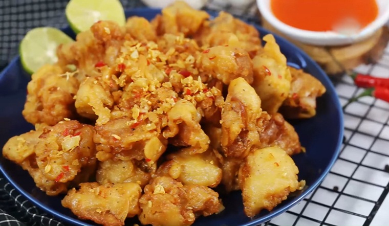 Sụn gà rang muối Hongkong